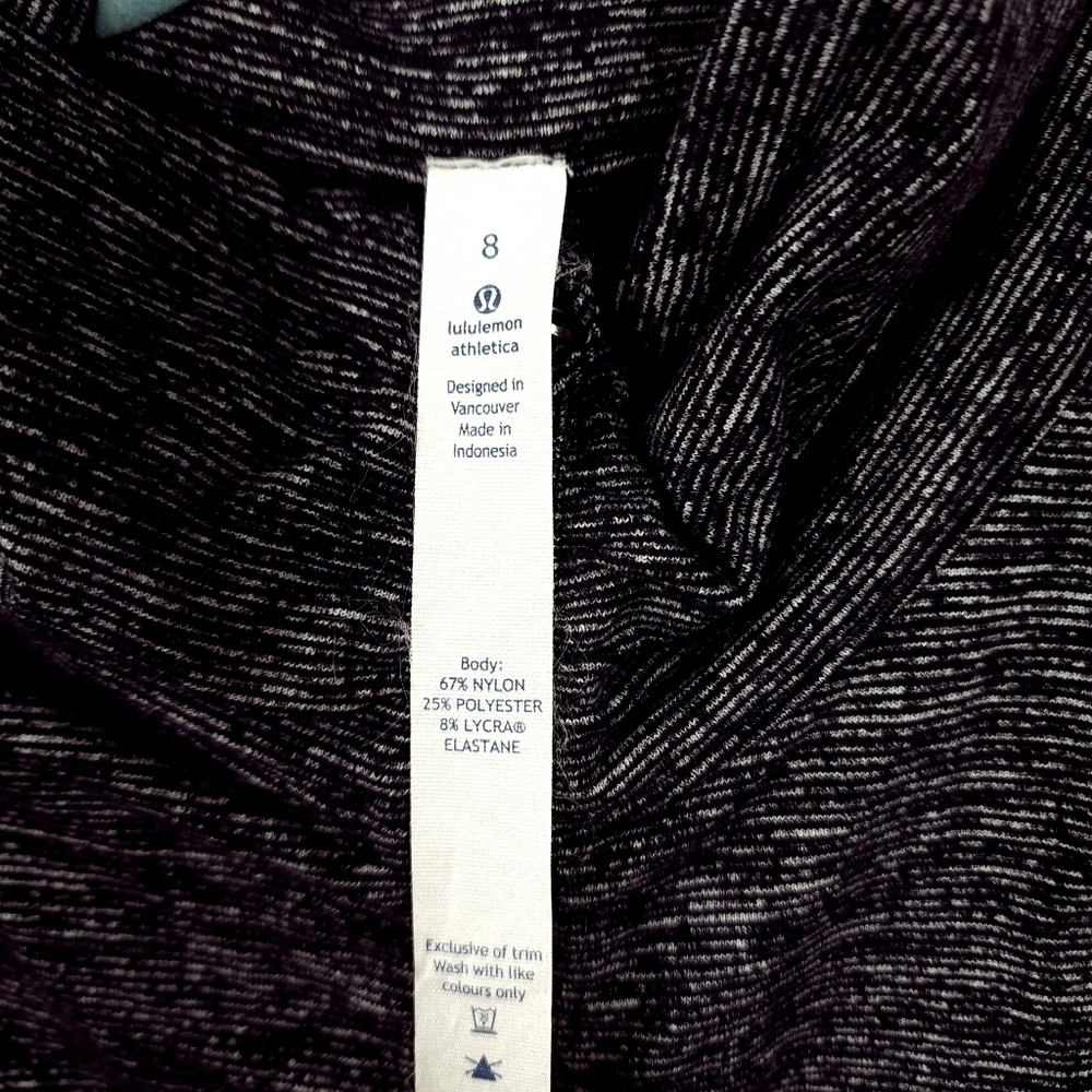 Lululemon Extra Mile  Quarter Zip  pull over size 8 - Picture 7 of 7